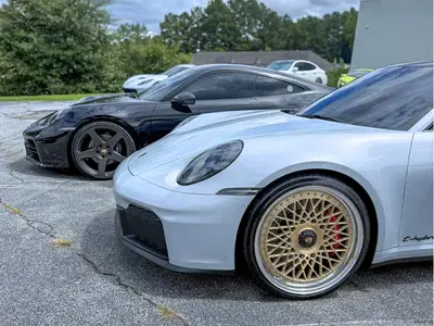 Multiple Porsches thumbnail
